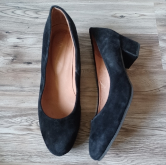 J Jill Block Heel Black Suede Pumps Sz 9 - Picture 1 of 6